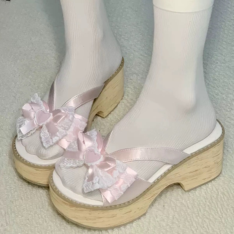 Summer Clothing Accessories - Sandales à plateforme épaisses en bois