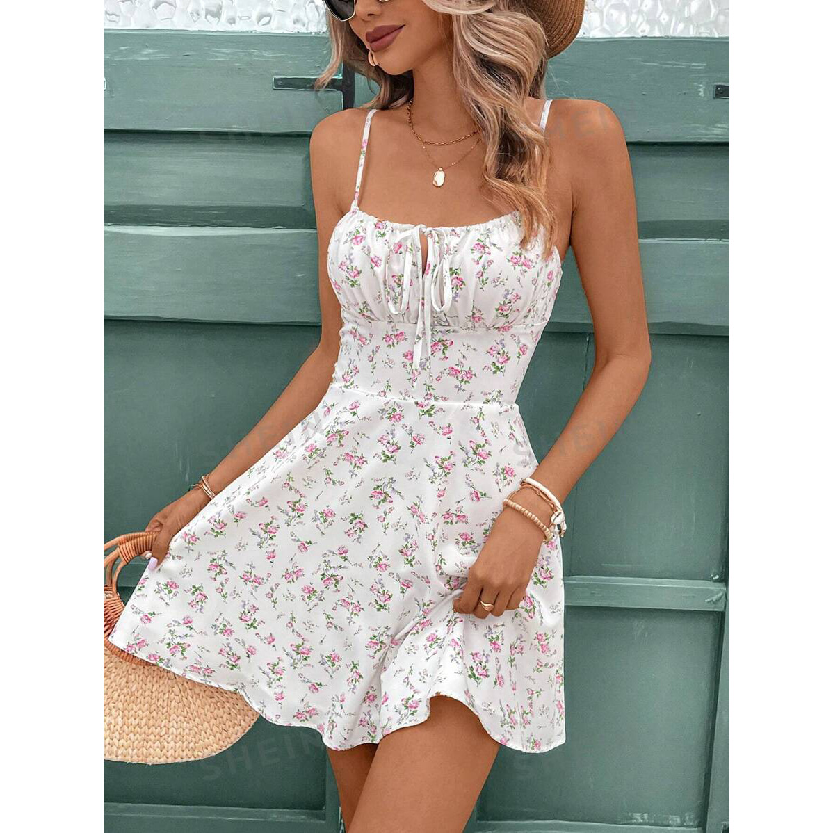 Vêtements féminins Robes pour  - Summer Clothing Must Haves avis et prix